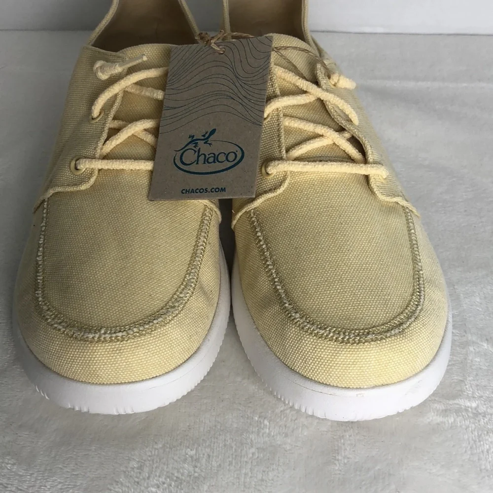 New CHACOS Women Size 10.5 Summer Melon‎ Chillos Sneakers Casual Lightweight